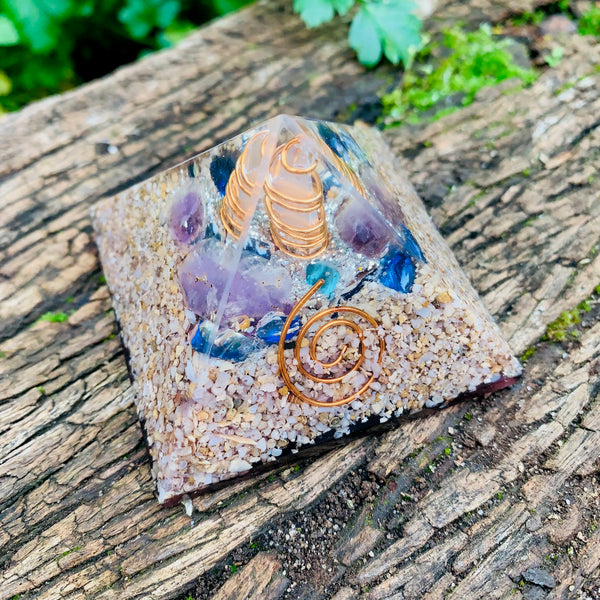 Handcrafted Orgone Pyramid [60mm] - ORG08