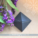 30mm Unpolished Shungite Pyramid [1.1mr/300ml] ~ EMF Protection